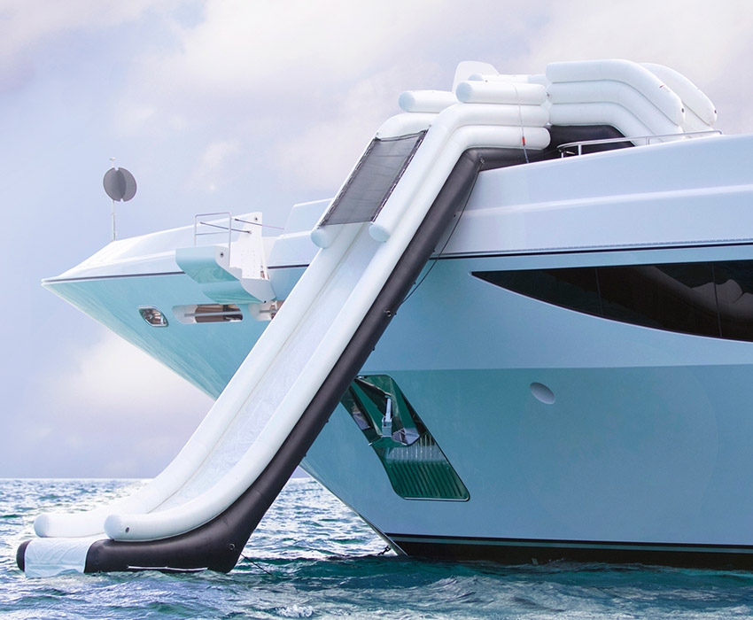 cruiser yacht slide